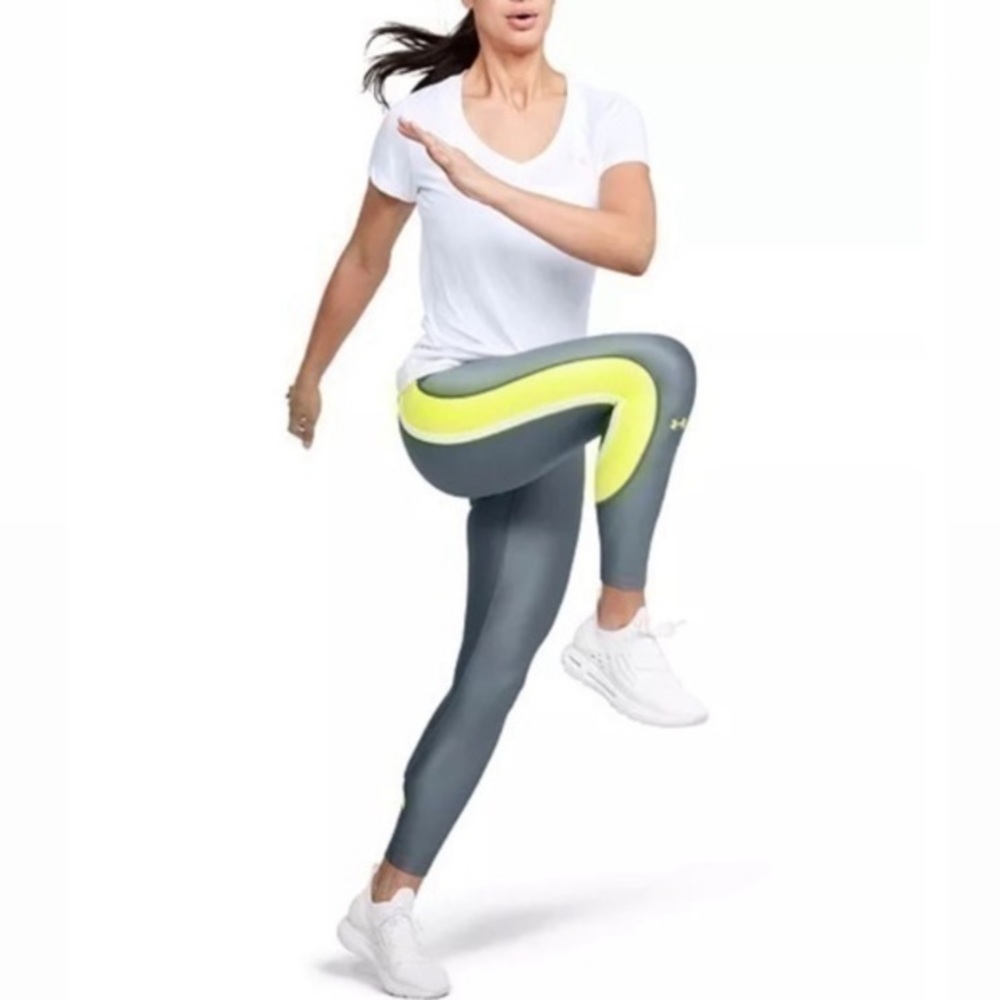 Under Armour HeatGear Leggings NWT